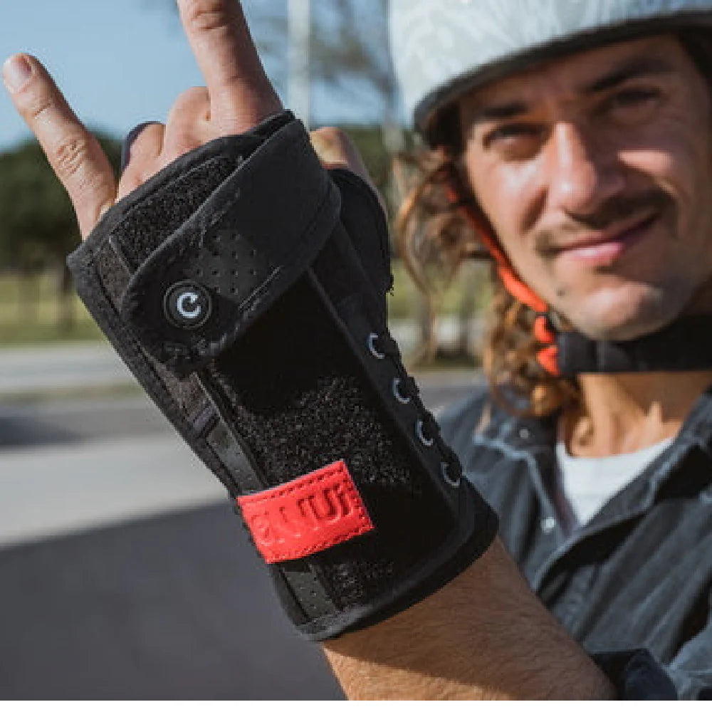 TRIPLE 8 Ennui Street Wrist Brace