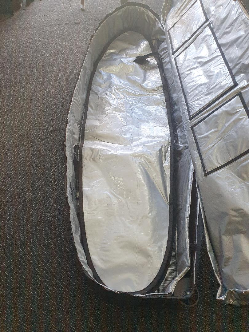 ROAM TRIPLE WHEEL BAG (USED-LIKE NEW)