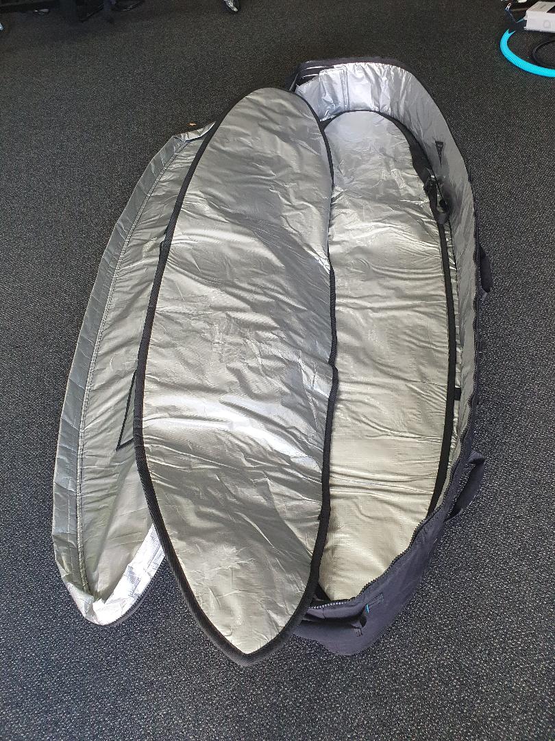 ROAM TRIPLE WHEEL BAG (USED-LIKE NEW)
